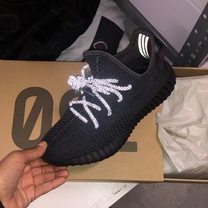 Yeezy boost 350 (non reflective)